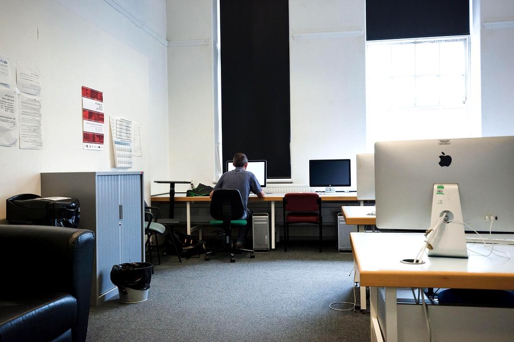 Digital synapses forming connections in a virtual neural network environment