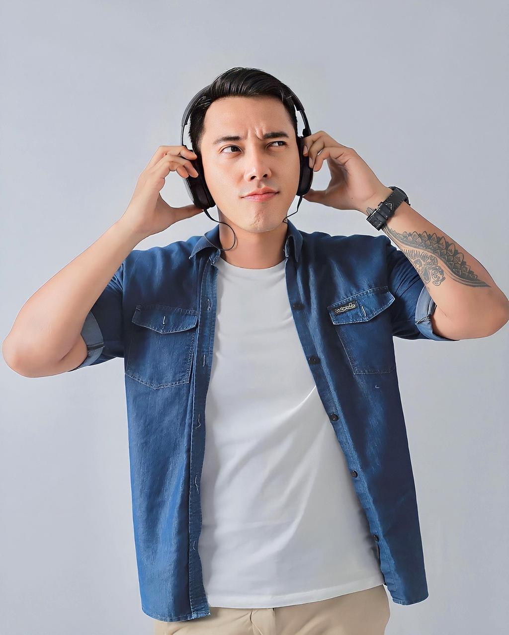 Digital brain visualization showing neural pathways and cognitive processes