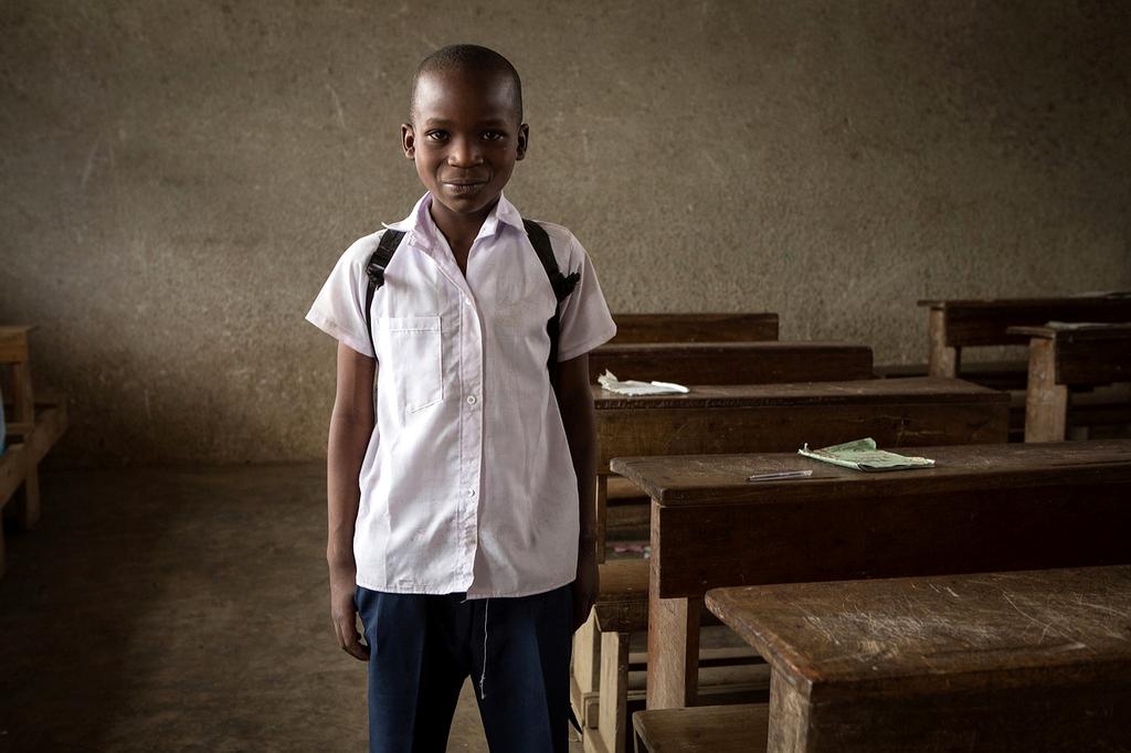 User wearing VR headset immersed in an interactive learning environment